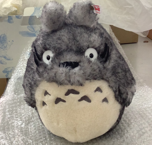限定款龙猫毛绒玩具